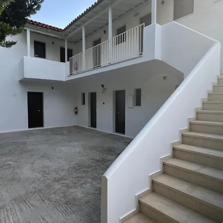 Apart Otel Golden Evelyn 4*