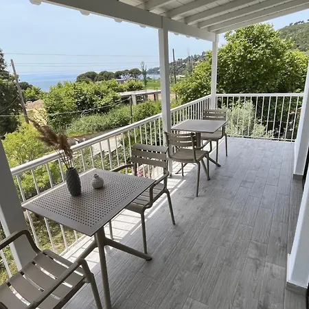 Golden Evelyn Apart Otel 4*