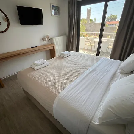 Golden Evelyn Apart Otel Aya Paraskevi