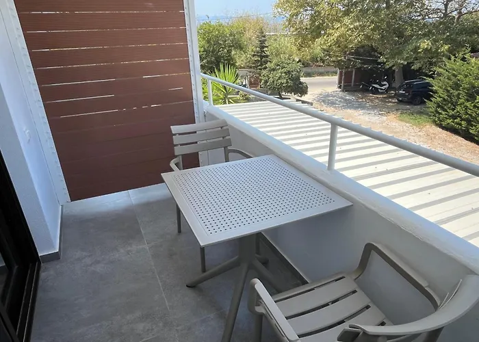 Golden Evelyn Aparthotel