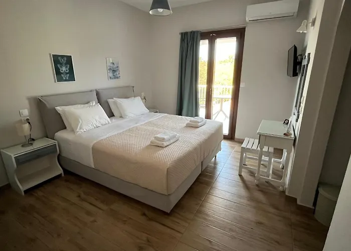 Golden Evelyn Agia Paraskevi (Skiathos)