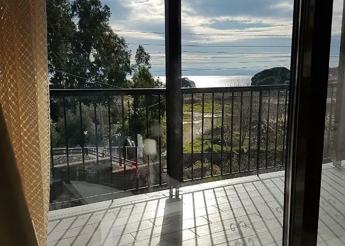 Golden Evelyn Aparthotel 4*