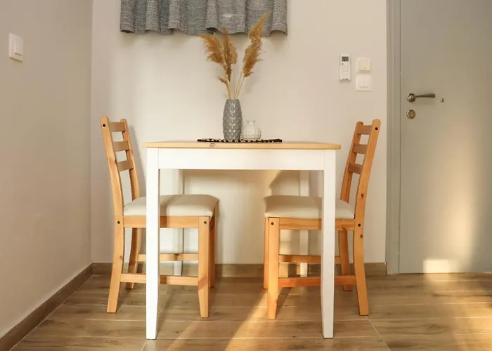 Golden Evelyn Aparthotel